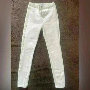 ZARA White Denim Jeans - Size 4 - B45